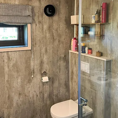 6 Person In * Tjorhom